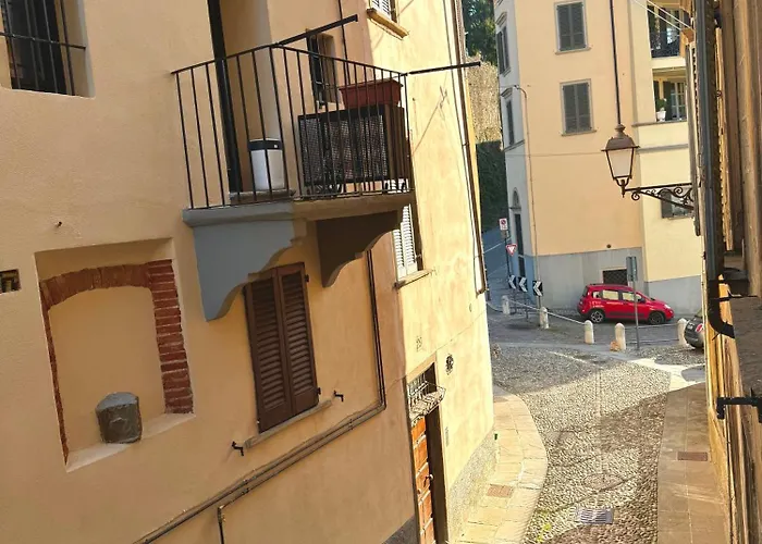 Casa Arlecchino - Old Town Daire